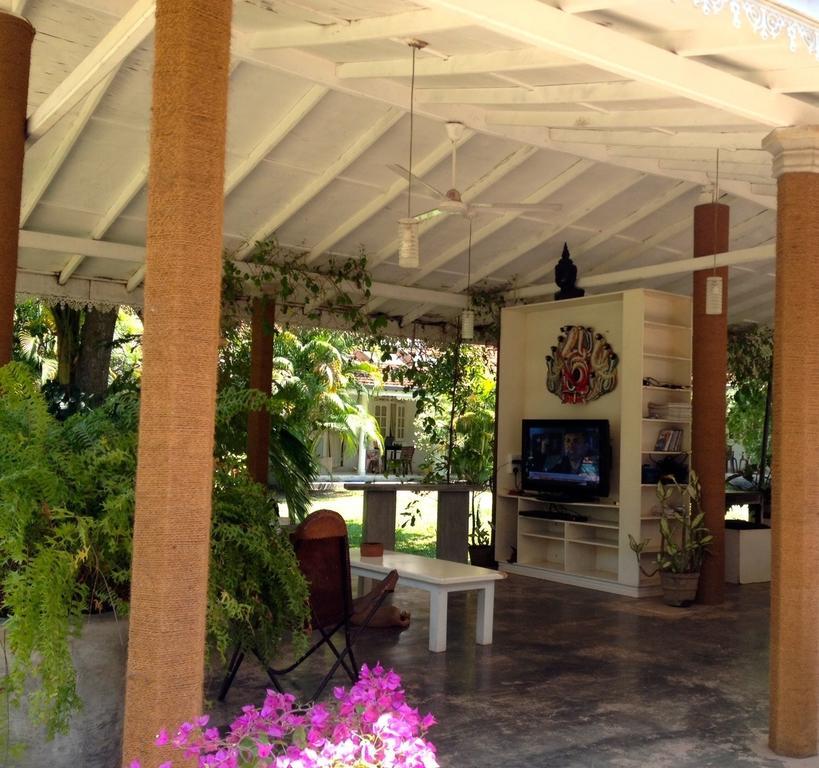 Fire Dragon Hideaway Hotell Negombo Eksteriør bilde