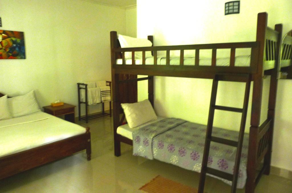 Fire Dragon Hideaway Hotell Negombo Eksteriør bilde