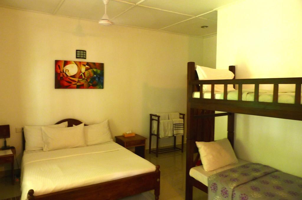 Fire Dragon Hideaway Hotell Negombo Eksteriør bilde