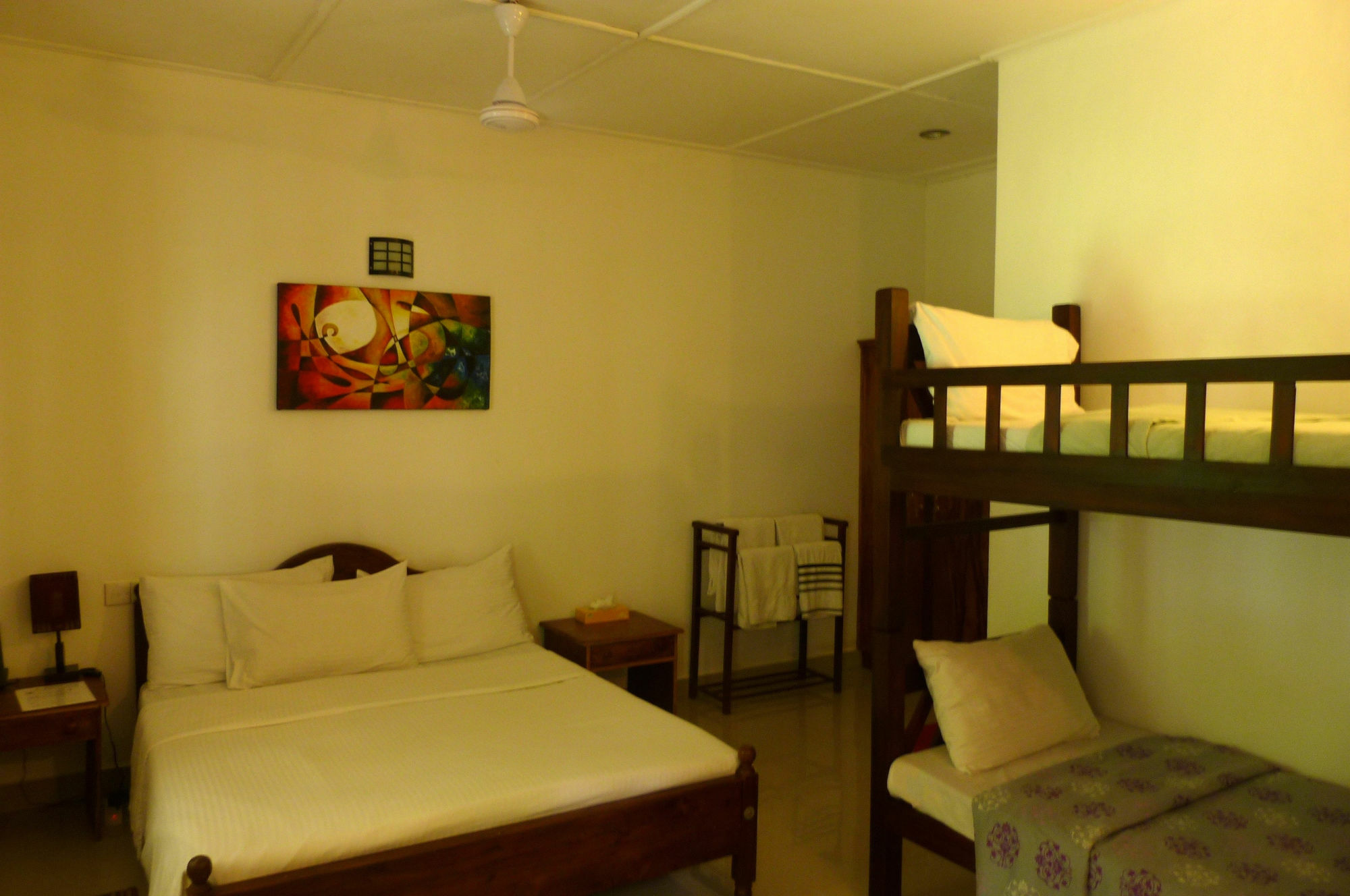 Fire Dragon Hideaway Hotell Negombo Eksteriør bilde