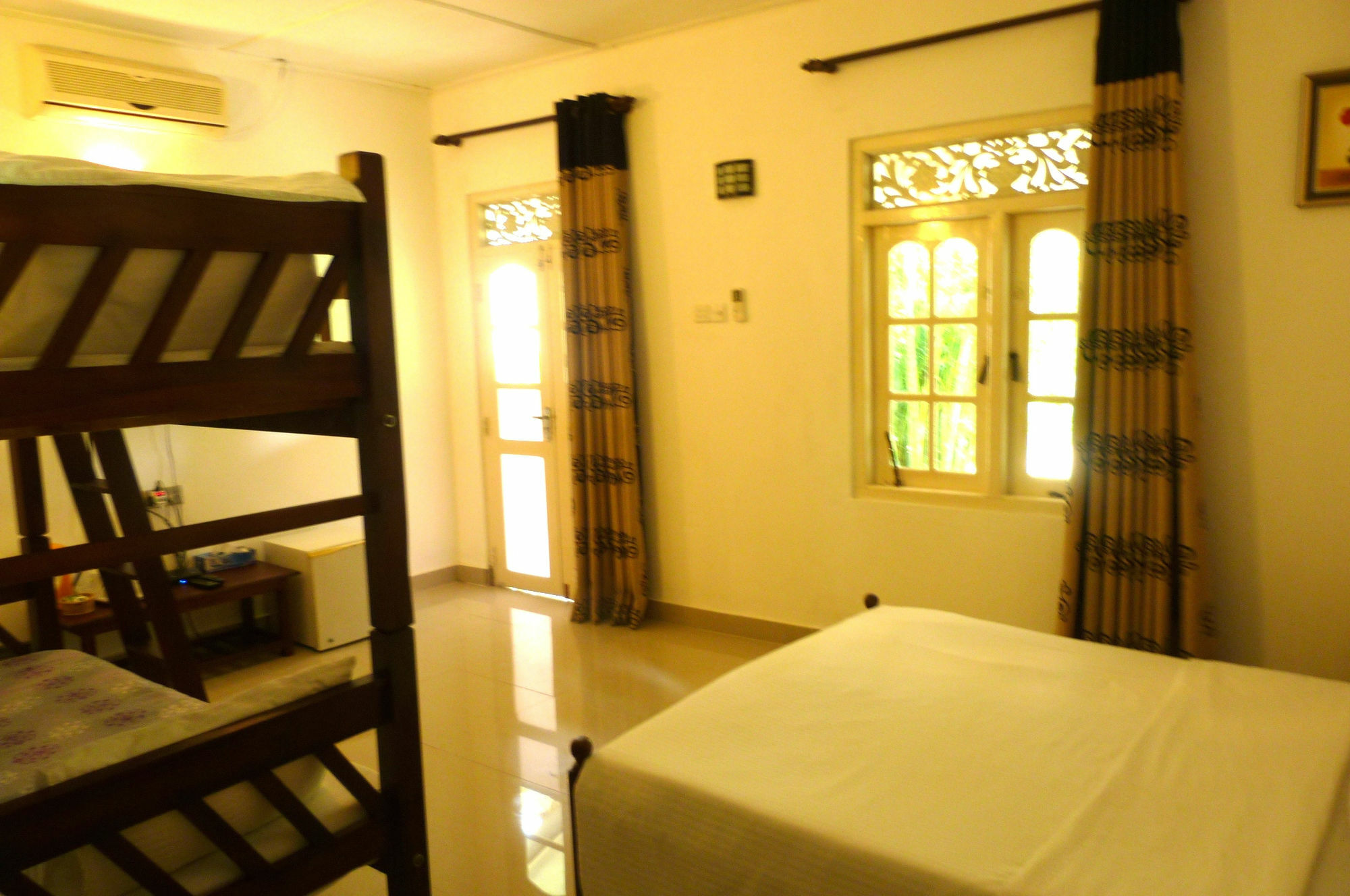 Fire Dragon Hideaway Hotell Negombo Eksteriør bilde